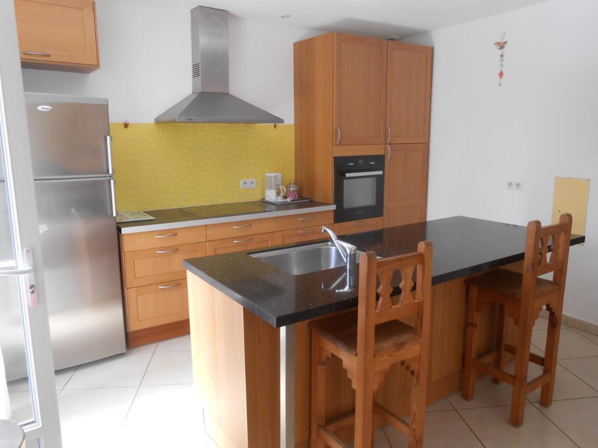 Maison Spacieuse Et Agreable Saint-Georges-de-Luzençon Zewnętrze zdjęcie