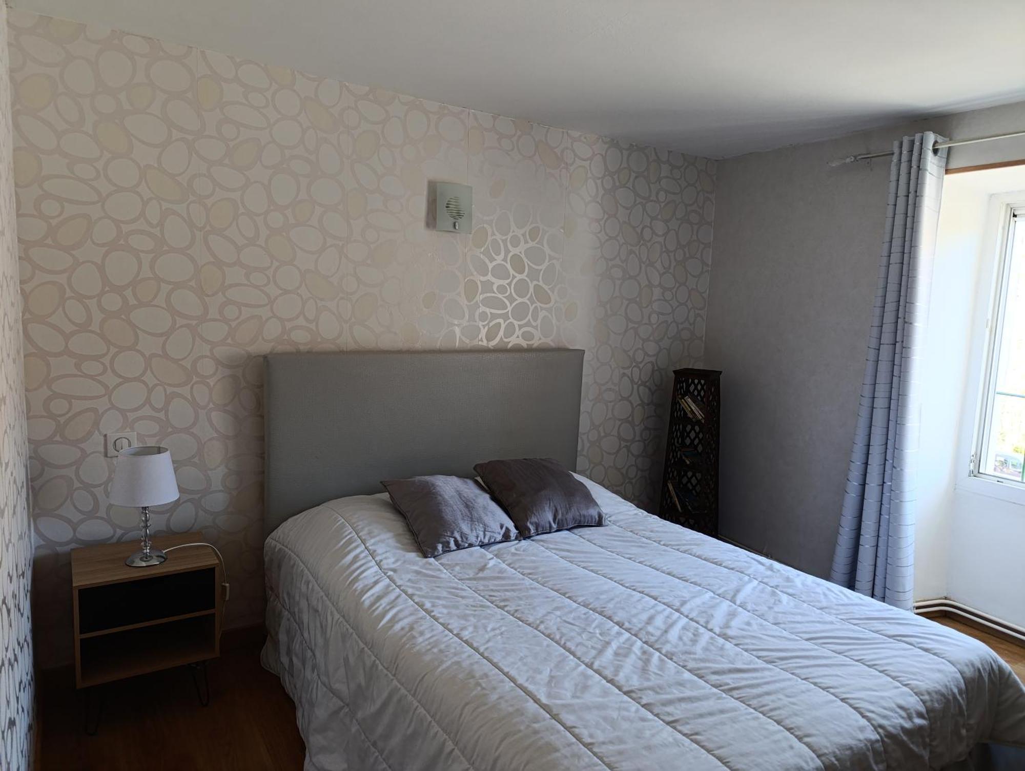 Maison Spacieuse Et Agreable Saint-Georges-de-Luzençon Zewnętrze zdjęcie