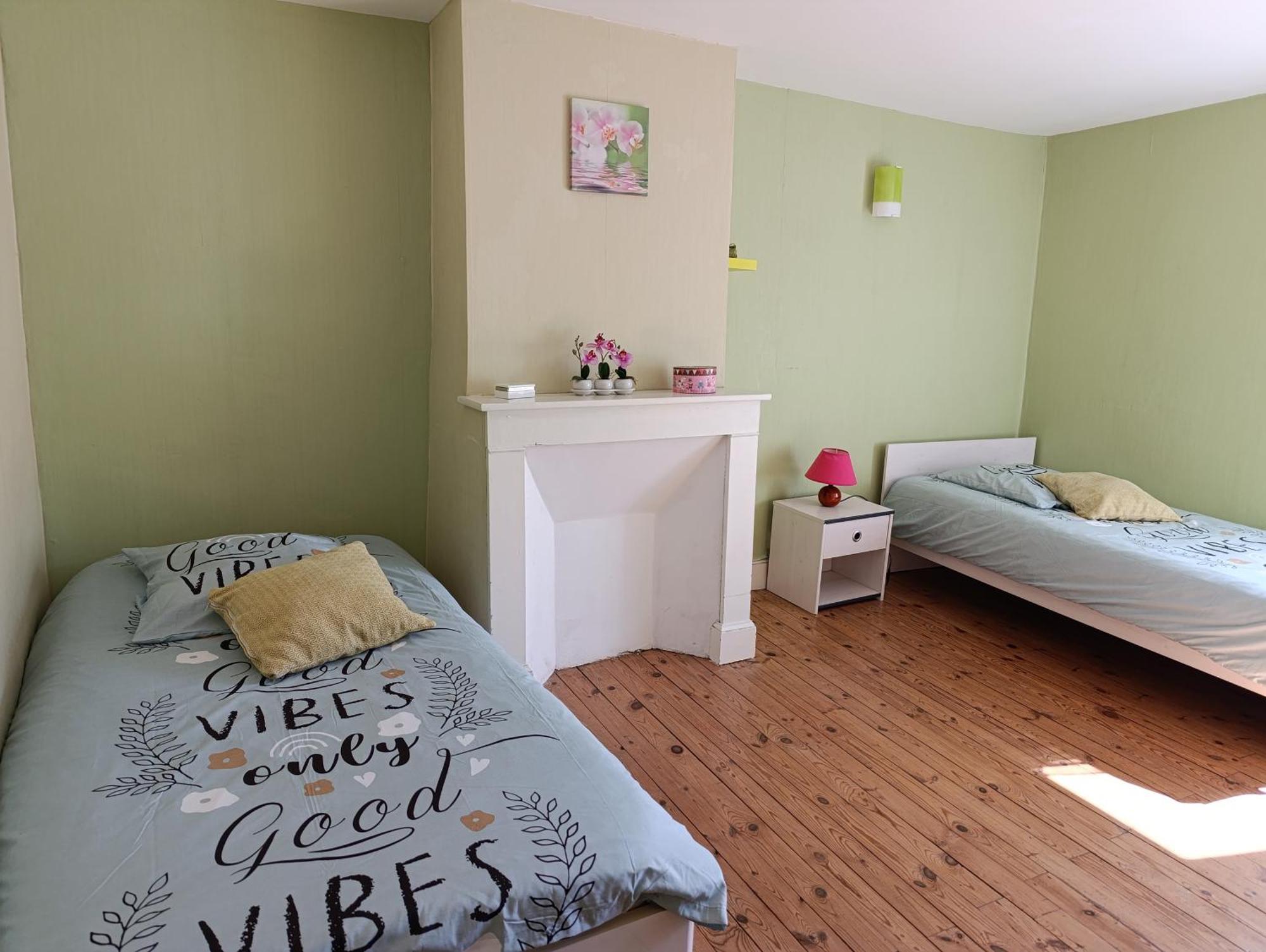 Maison Spacieuse Et Agreable Saint-Georges-de-Luzençon Zewnętrze zdjęcie